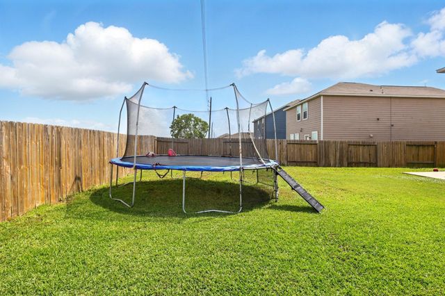 5803 Snapping Turtle Road, Baytown, TX 77523