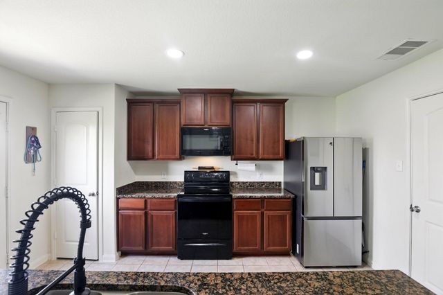 5803 Snapping Turtle Road, Baytown, TX 77523