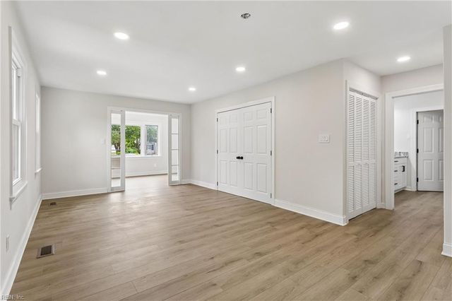 4031 Chesapeake AVE, Hampton, VA 23669