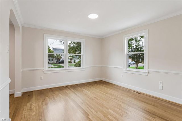 4031 Chesapeake AVE, Hampton, VA 23669