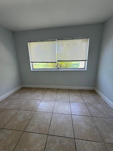 9640 NW 65th Street D10, Tamarac, FL 33321