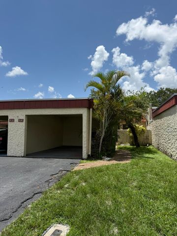 9640 NW 65th Street D10, Tamarac, FL 33321