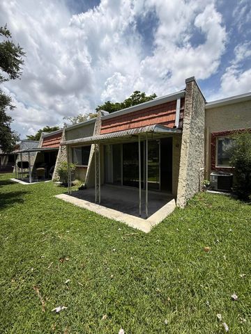 9640 NW 65th Street D10, Tamarac, FL 33321