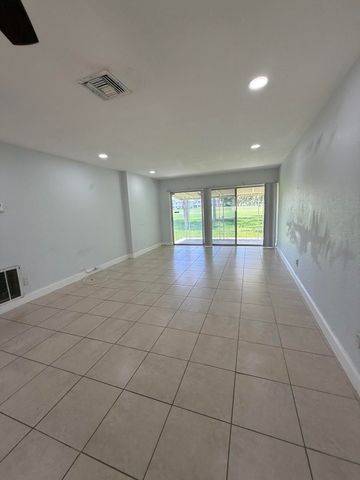 9640 NW 65th Street D10, Tamarac, FL 33321