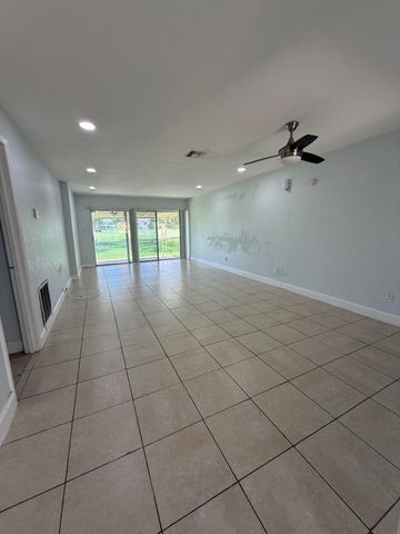 9640 NW 65th Street D10, Tamarac, FL 33321