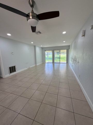 9640 NW 65th Street D10, Tamarac, FL 33321