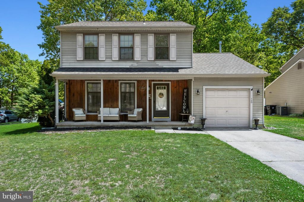 120 BAKER AVE, Atco, NJ 08004