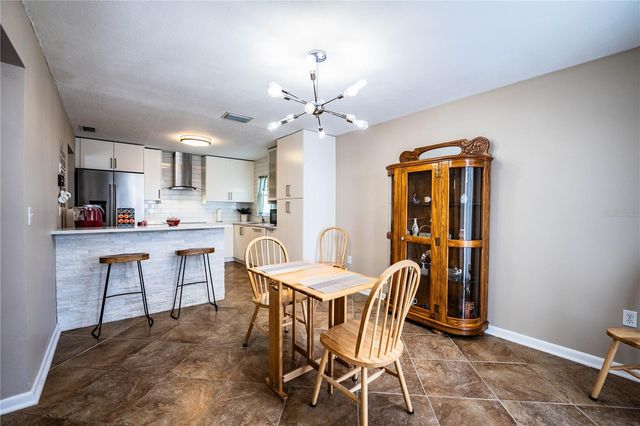 501 CAMEO DRIVE, Lakeland, FL 33803