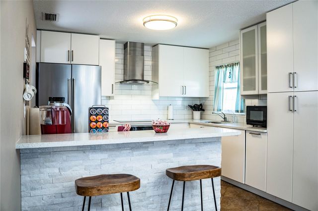 501 CAMEO DRIVE, Lakeland, FL 33803