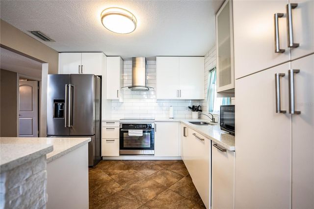 501 CAMEO DRIVE, Lakeland, FL 33803