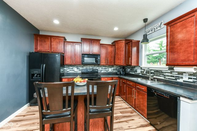 15378 Royal Grove Court, Noblesville, IN 46060