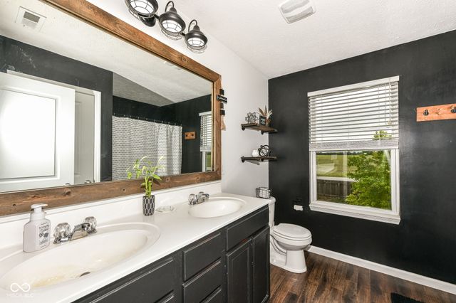 15378 Royal Grove Court, Noblesville, IN 46060