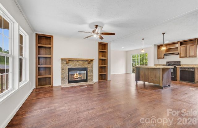 111 Buck Ridge Drive, Marion, NC 28752