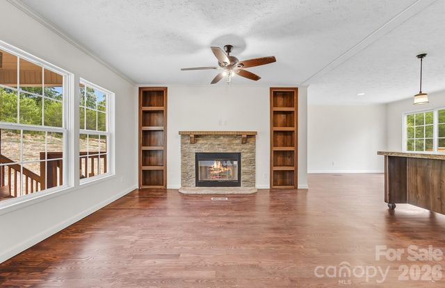 111 Buck Ridge Drive, Marion, NC 28752