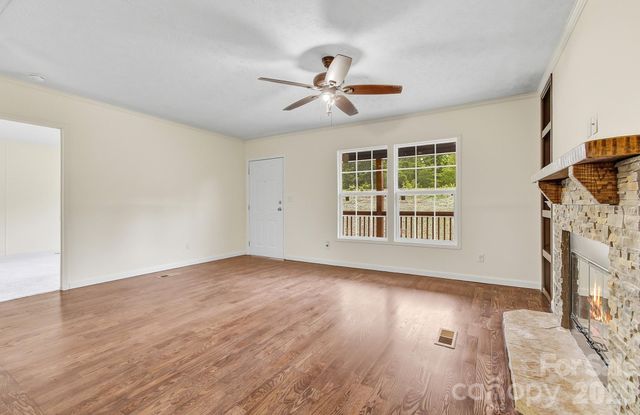 111 Buck Ridge Drive, Marion, NC 28752