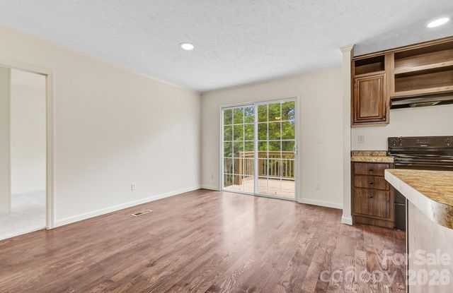 111 Buck Ridge Drive, Marion, NC 28752