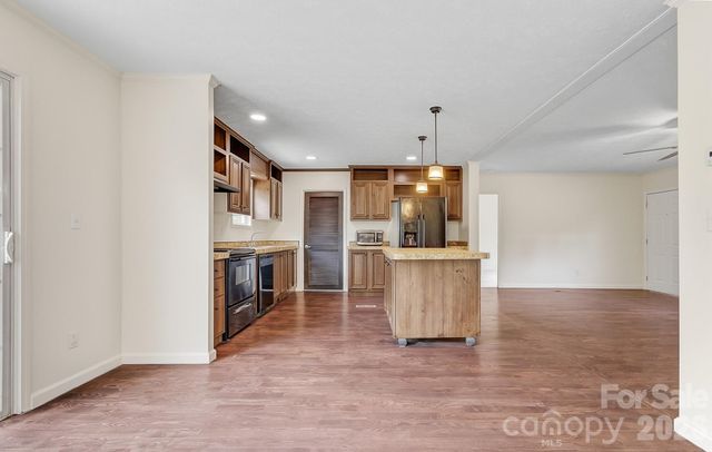 111 Buck Ridge Drive, Marion, NC 28752