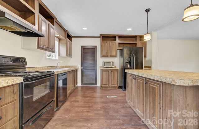 111 Buck Ridge Drive, Marion, NC 28752