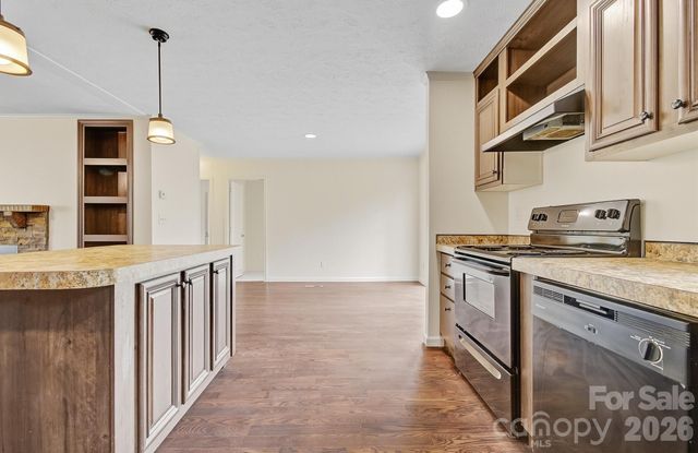 111 Buck Ridge Drive, Marion, NC 28752