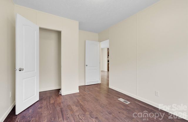 111 Buck Ridge Drive, Marion, NC 28752