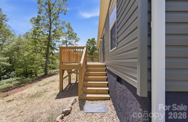 111 Buck Ridge Drive, Marion, NC 28752