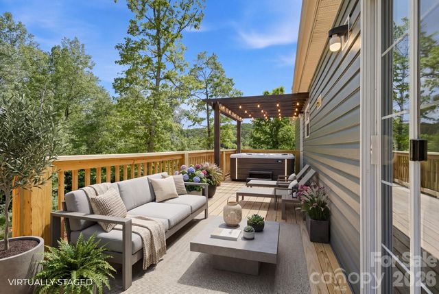 111 Buck Ridge Drive, Marion, NC 28752