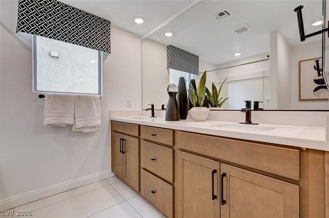 7977 Texas Hills Street, Las Vegas, NV 89113