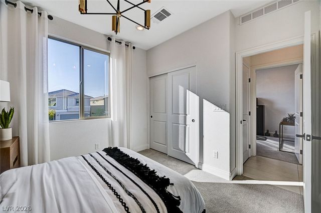 7977 Texas Hills Street, Las Vegas, NV 89113
