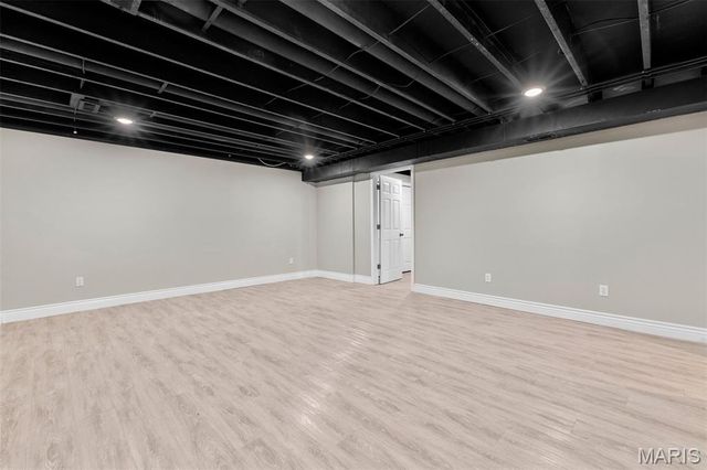 208 Sugar Maple Circle, Farmington, MO 63640