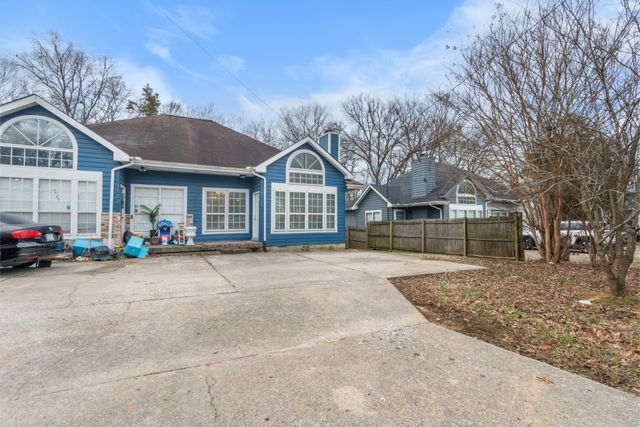 1115 Waggoner Ct, W, Nashville, TN 37214