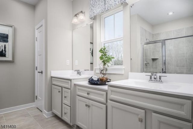 13 Thomas Knoll Blvd, Mansfield Twp., NJ 07865