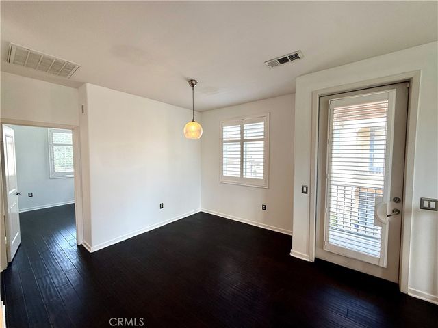 15605 Odyssey 14, Granada Hills, CA 91344
