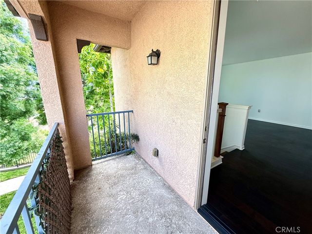 15605 Odyssey 14, Granada Hills, CA 91344