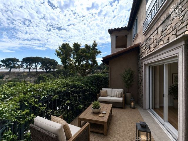 15605 Odyssey 14, Granada Hills, CA 91344