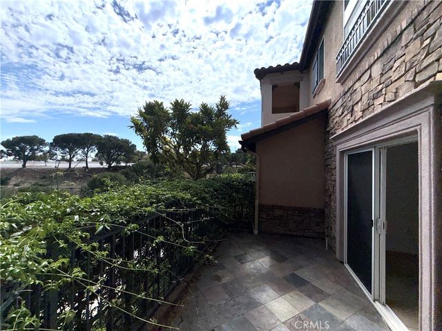 15605 Odyssey 14, Granada Hills, CA 91344