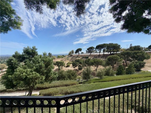 15605 Odyssey 14, Granada Hills, CA 91344
