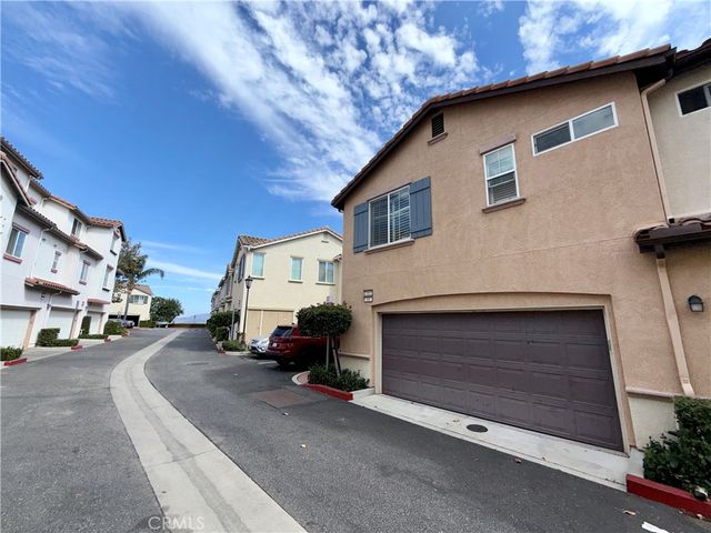 15605 Odyssey 14, Granada Hills, CA 91344