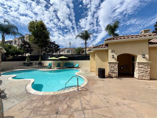 15605 Odyssey 14, Granada Hills, CA 91344