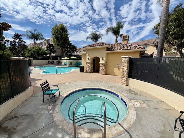 15605 Odyssey 14, Granada Hills, CA 91344