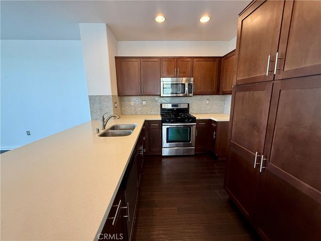 15605 Odyssey 14, Granada Hills, CA 91344