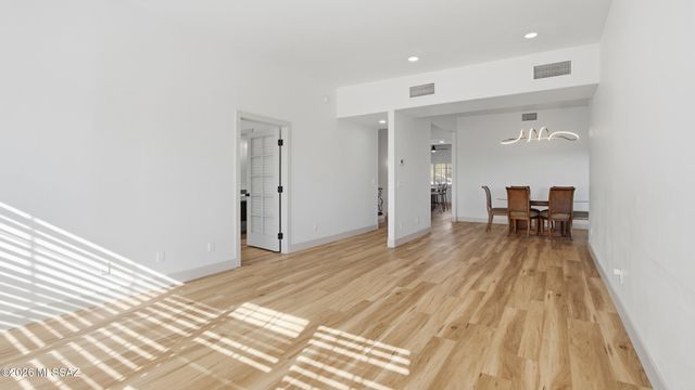 5600 E Río Verde Vista Drive, Tucson, AZ 85750