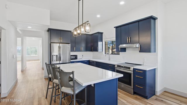 5600 E Río Verde Vista Drive, Tucson, AZ 85750