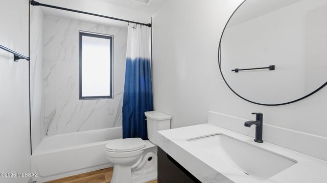 5600 E Río Verde Vista Drive, Tucson, AZ 85750