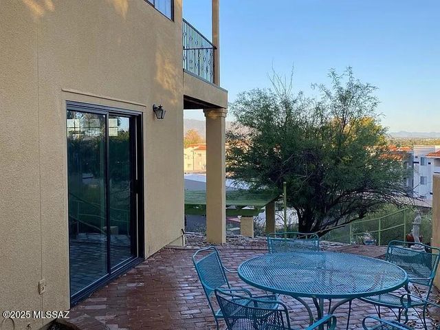 5600 E Río Verde Vista Drive, Tucson, AZ 85750