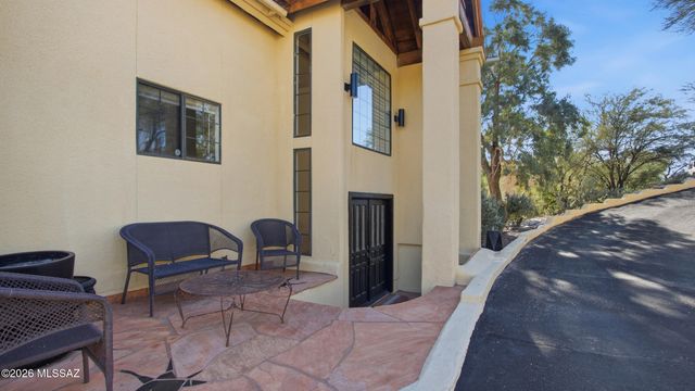 5600 E Río Verde Vista Drive, Tucson, AZ 85750