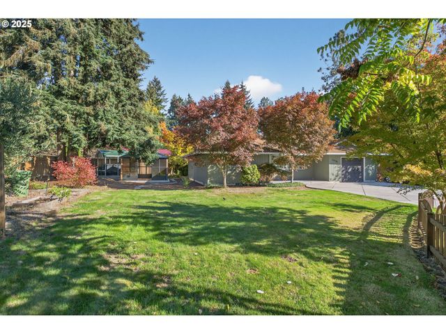 17928 ROYAL Ct, Lake Oswego, OR 97035