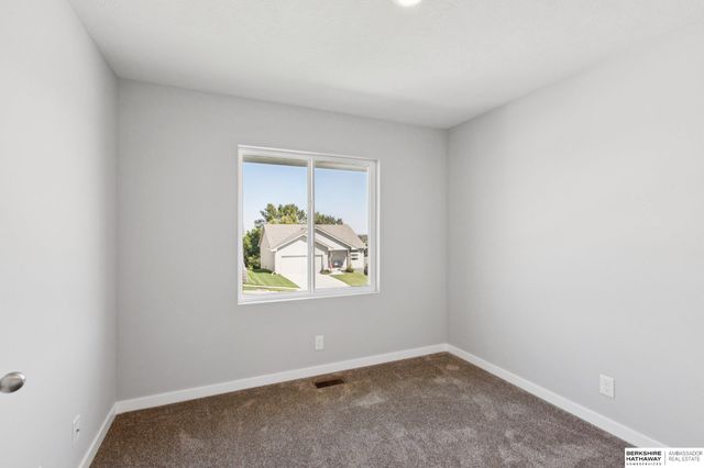 1423 Poulson Drive, Blair, NE 68008