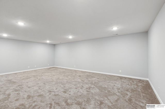 1423 Poulson Drive, Blair, NE 68008