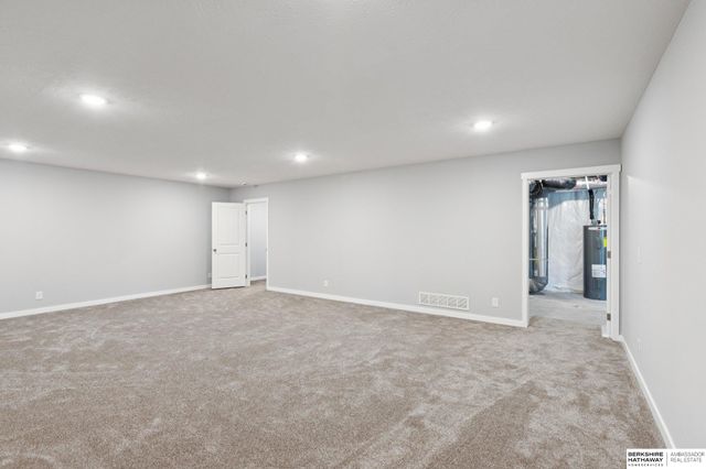 1423 Poulson Drive, Blair, NE 68008