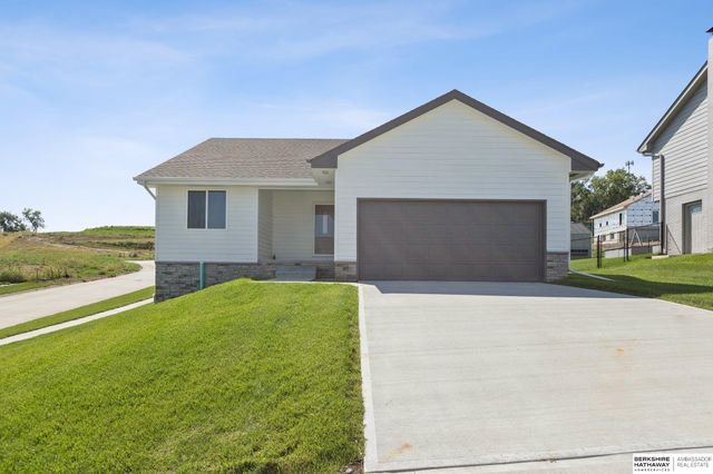 1423 Poulson Drive, Blair, NE 68008